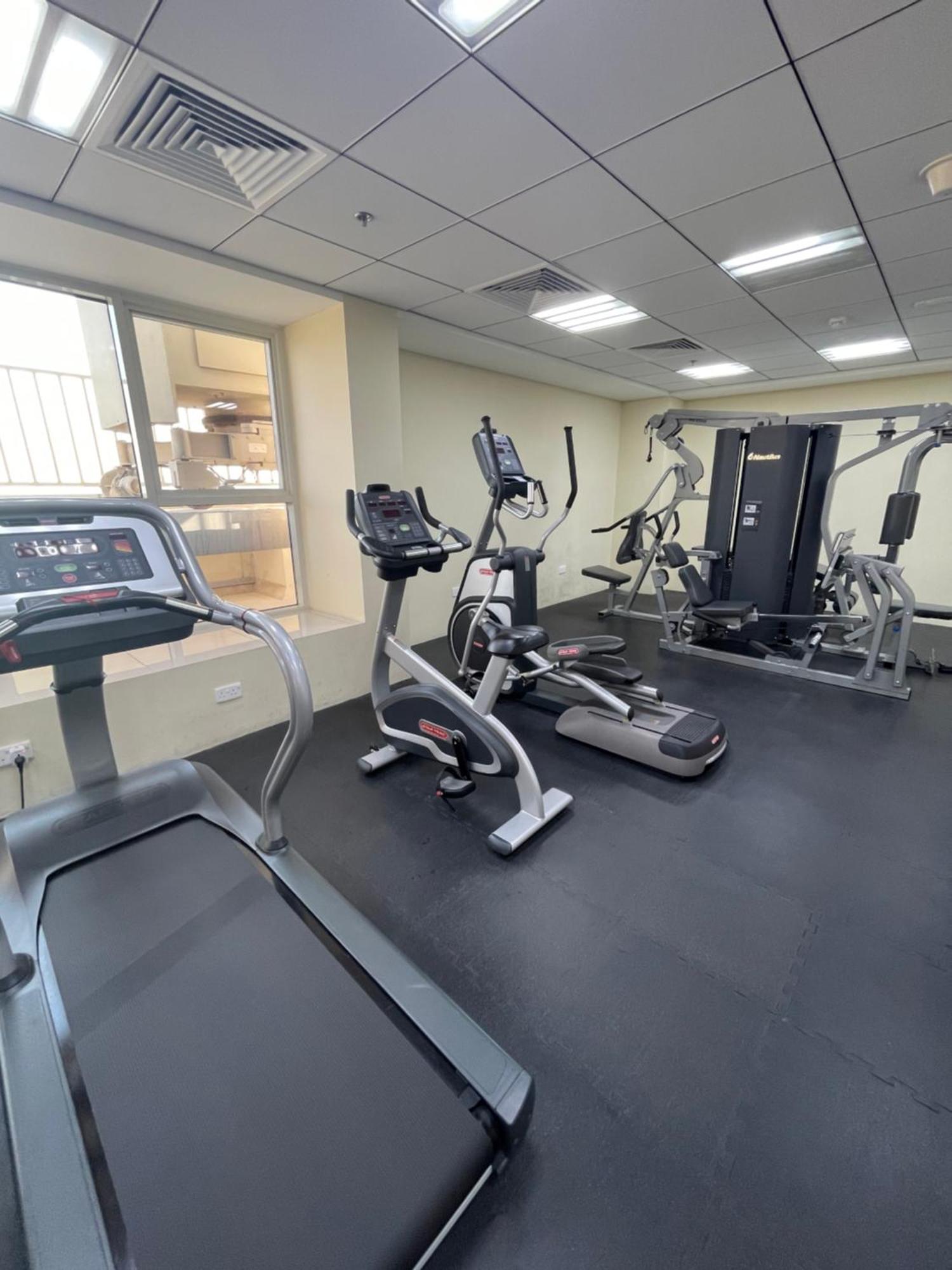 Great View, Dubai Sportcity, Parking Included, Nice Apartments Eksteriør billede